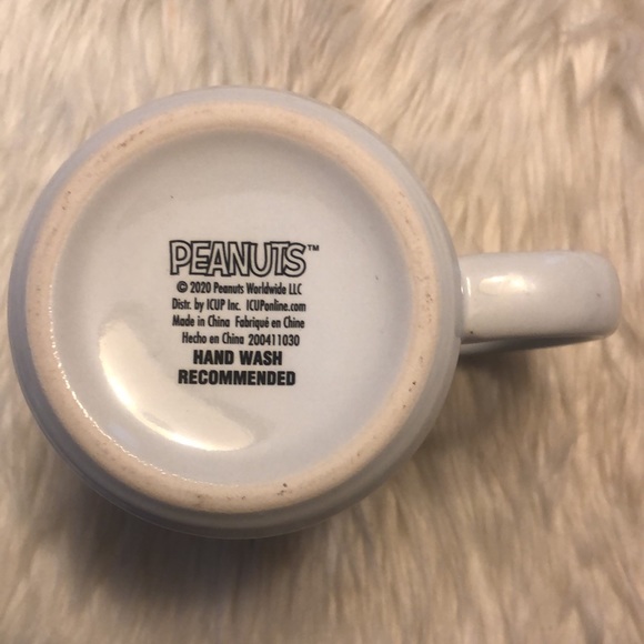 Snoopy PEANUTS Warm & Cozy Mug - Picture 4 of 4